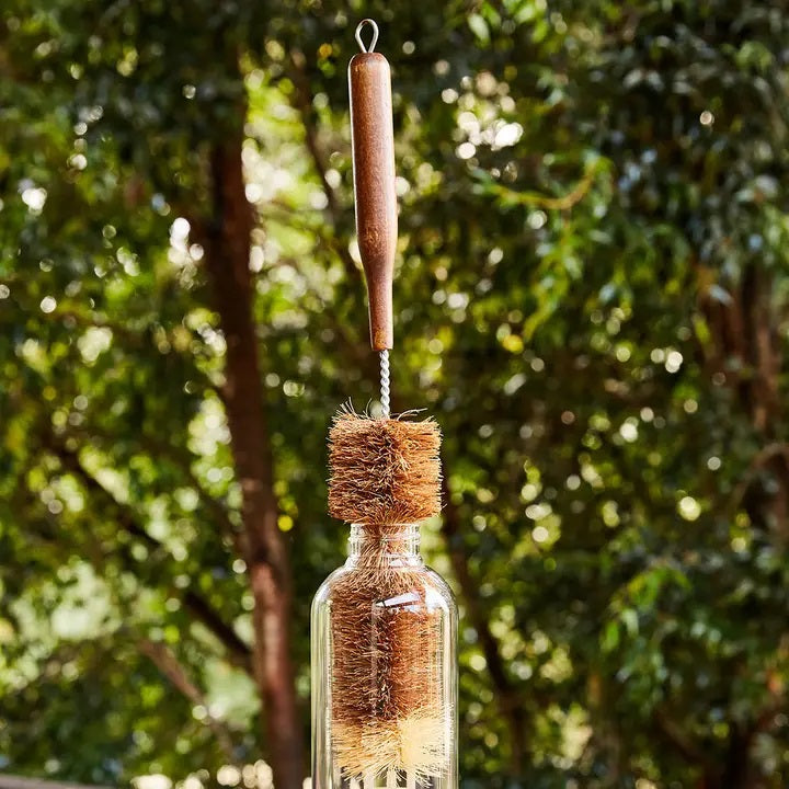 Eco Max Extra Large Bottle Brush in a clear bottle